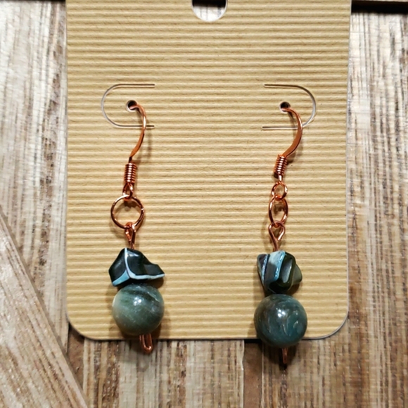 Handmade Jewelry - Abalone shell handmade earrings.